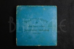 verdienstmedaille-des-bayerischen-industriellen-verbandes-01