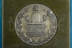 verdienstmedaille-des-bayerischen-industriellen-verbandes-06